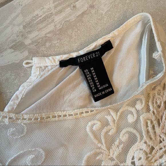 Forever 21 lace tank top - Picture 5 of 6